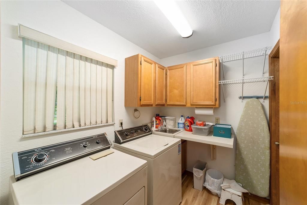 For Sale: $307,250 (3 beds, 2 baths, 2106 Square Feet)