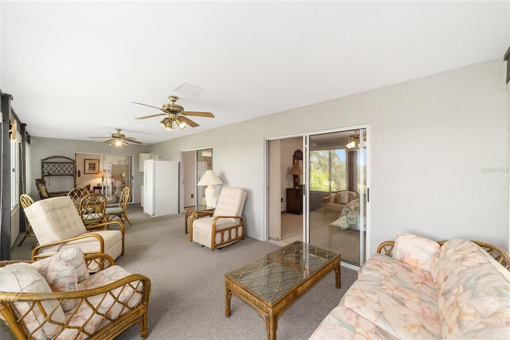 For Sale: $307,250 (3 beds, 2 baths, 2106 Square Feet)