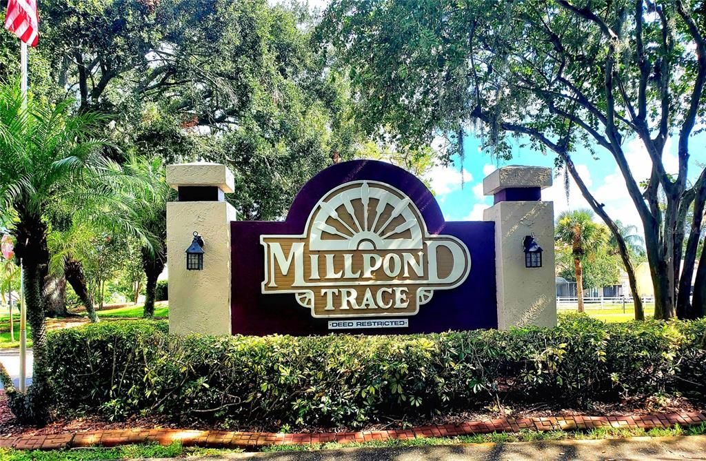 Activo con contrato: $129,900 (2 camas, 1 baños, 925 Pies cuadrados)