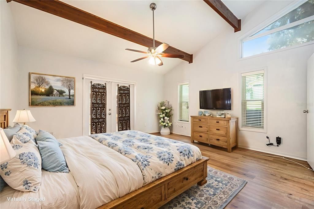 На продажу: $675,000 (5 спален, 3 ванн, 3150 Квадратных фут)