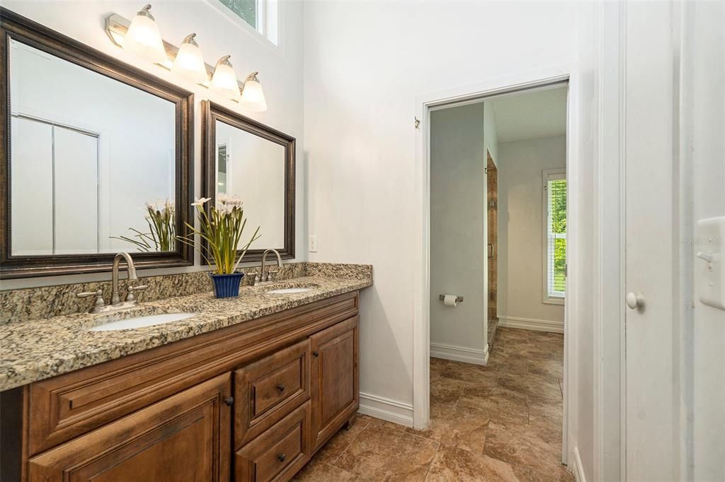 На продажу: $675,000 (5 спален, 3 ванн, 3150 Квадратных фут)