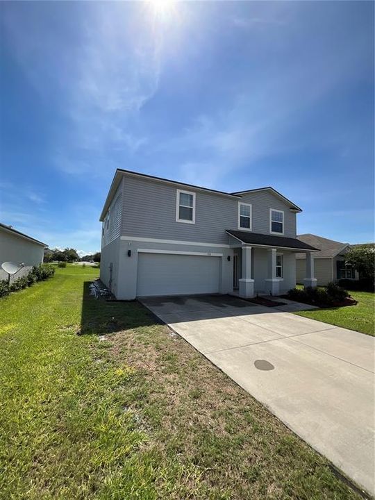 出租: $2,700 (5 贝兹, 3 浴室, 2656 平方英尺)