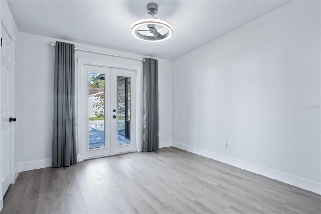 For Sale: $545,000 (3 beds, 2 baths, 1798 Square Feet)