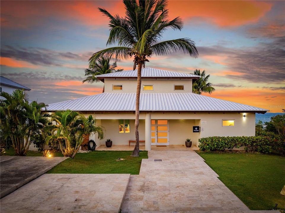 На продажу: $6,200,000 (3 спален, 3 ванн, 3511 Квадратных фут)