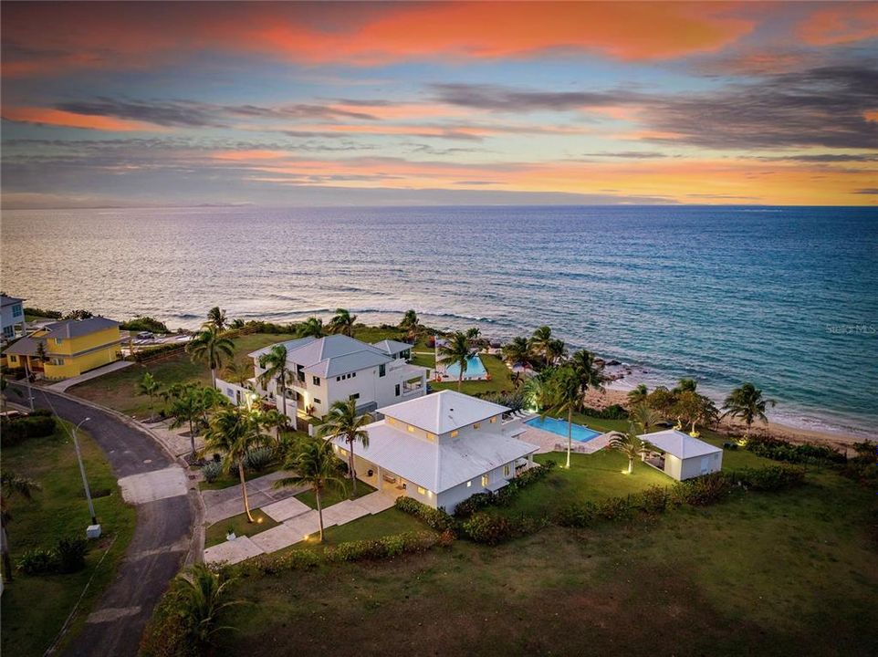 На продажу: $6,200,000 (3 спален, 3 ванн, 3511 Квадратных фут)