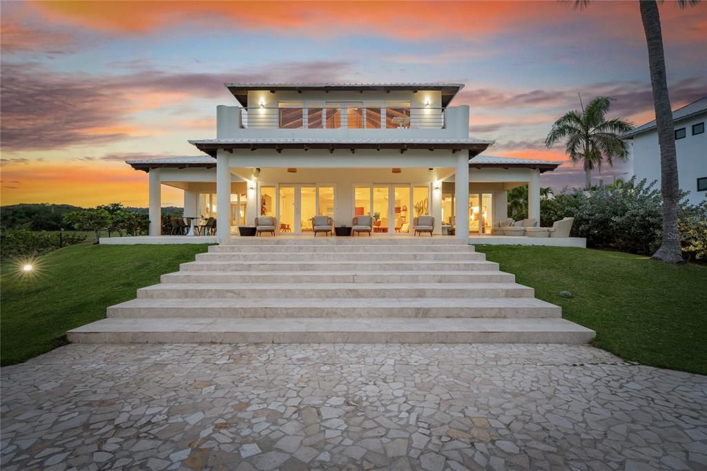 На продажу: $6,200,000 (3 спален, 3 ванн, 3511 Квадратных фут)