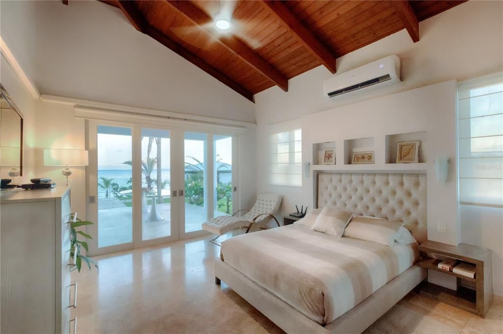 На продажу: $6,200,000 (3 спален, 3 ванн, 3511 Квадратных фут)