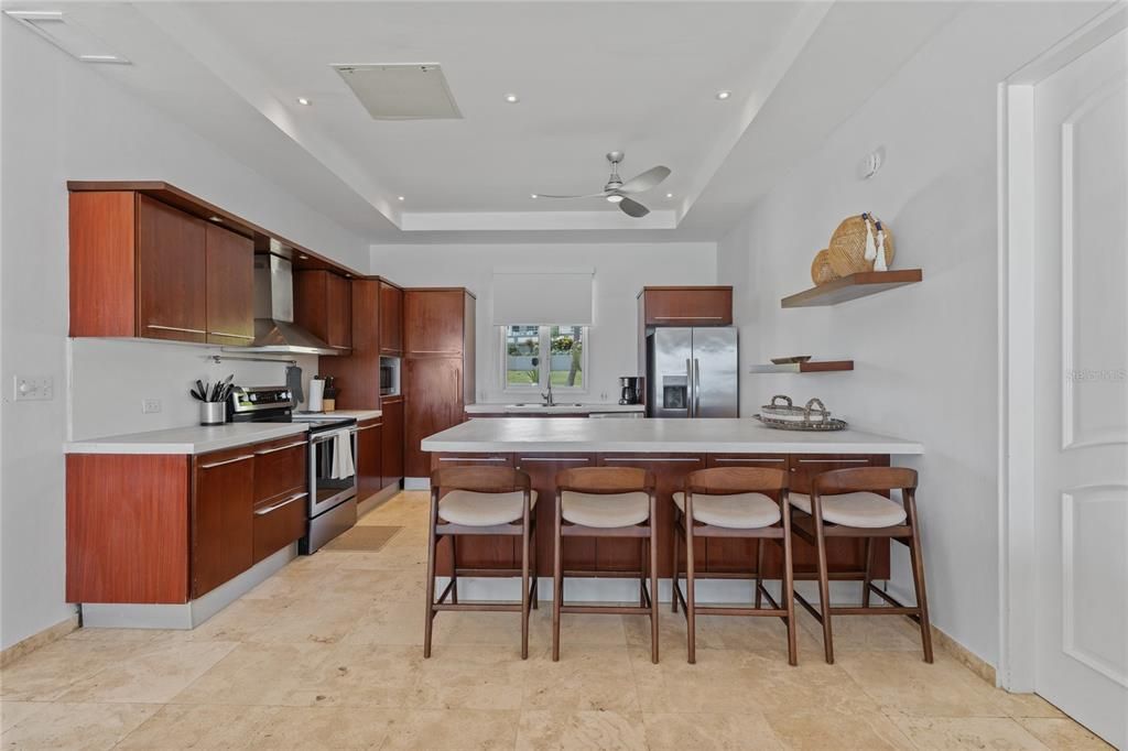 На продажу: $6,200,000 (3 спален, 3 ванн, 3511 Квадратных фут)