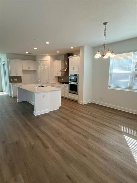 For Sale: $669,990 (5 beds, 3 baths, 3198 Square Feet)