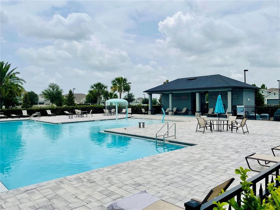 For Sale: $669,990 (5 beds, 3 baths, 3198 Square Feet)