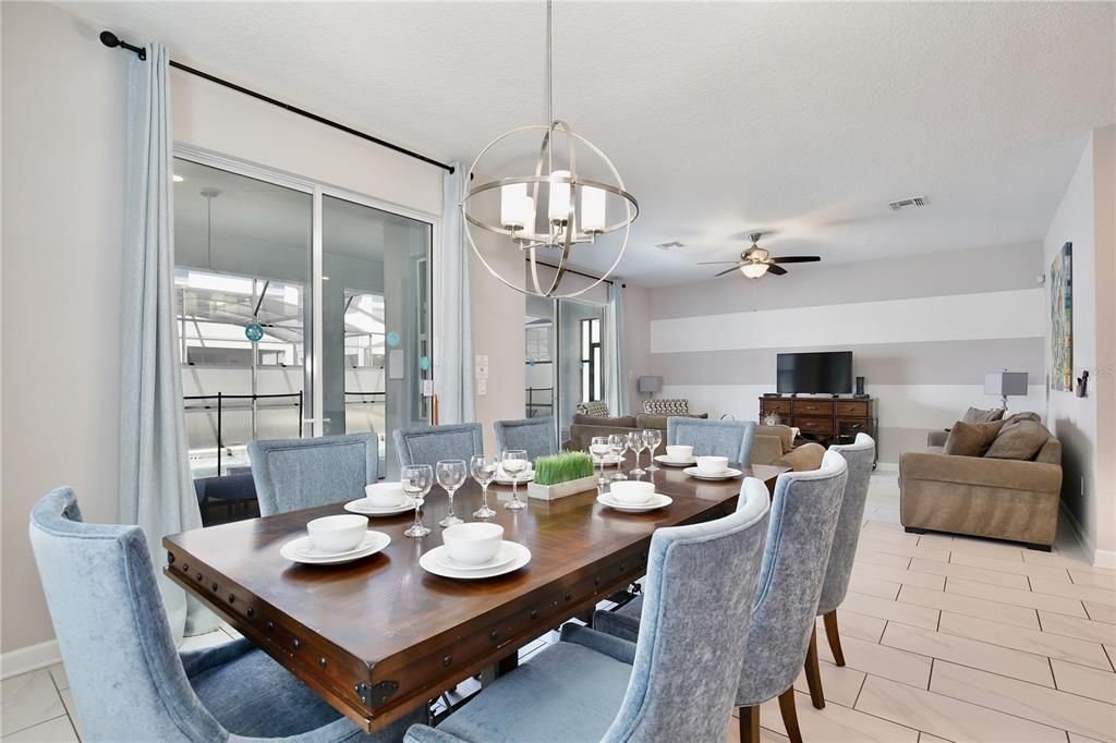 Active With Contract: $625,000 (6 beds, 5 baths, 3291 Square Feet)