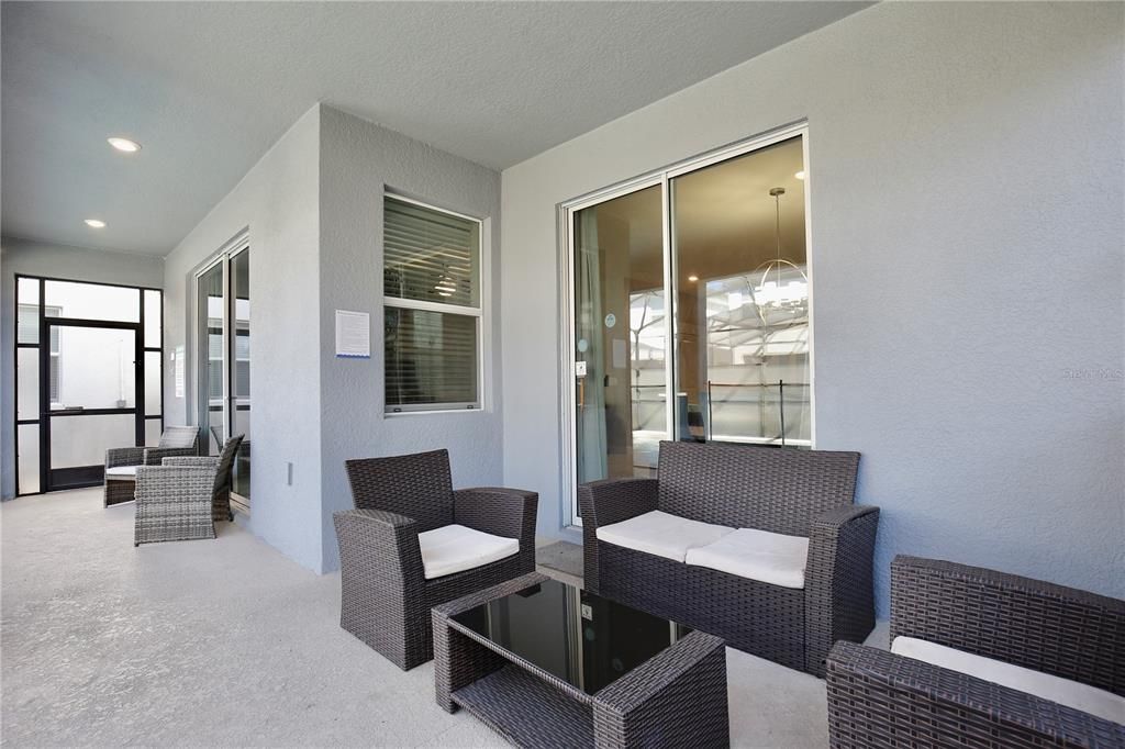 Active With Contract: $625,000 (6 beds, 5 baths, 3291 Square Feet)