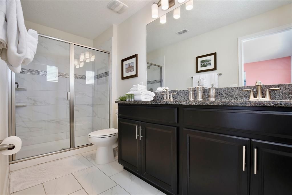 Active With Contract: $625,000 (6 beds, 5 baths, 3291 Square Feet)