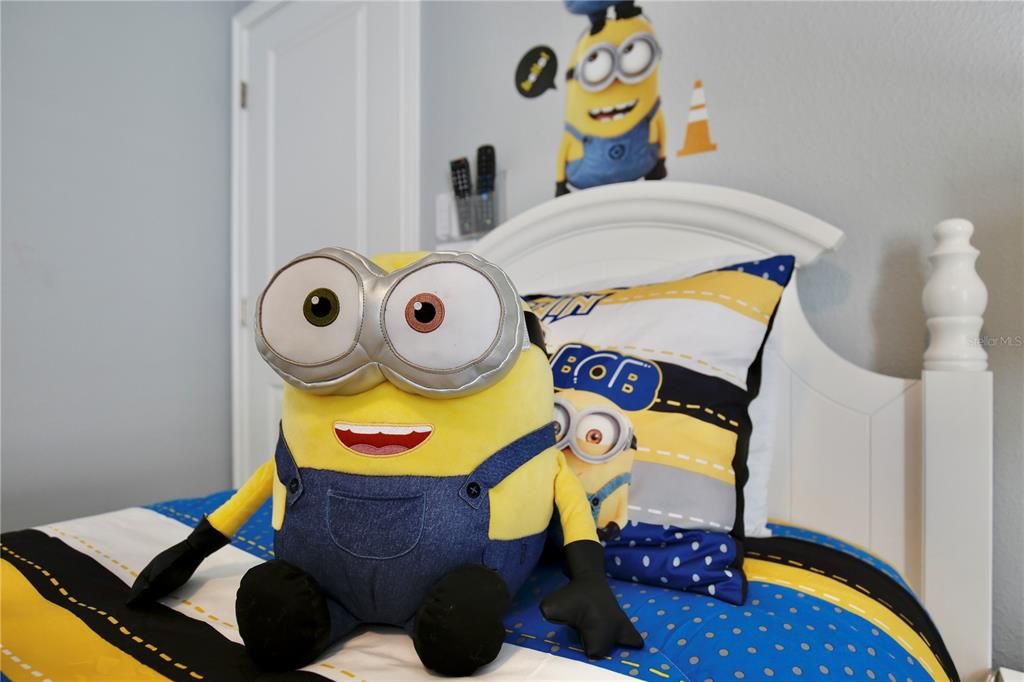 Active With Contract: $625,000 (6 beds, 5 baths, 3291 Square Feet)