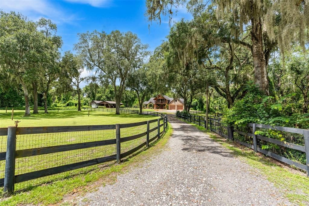 На продажу: $1,299,000 (3 спален, 3 ванн, 3114 Квадратных фут)