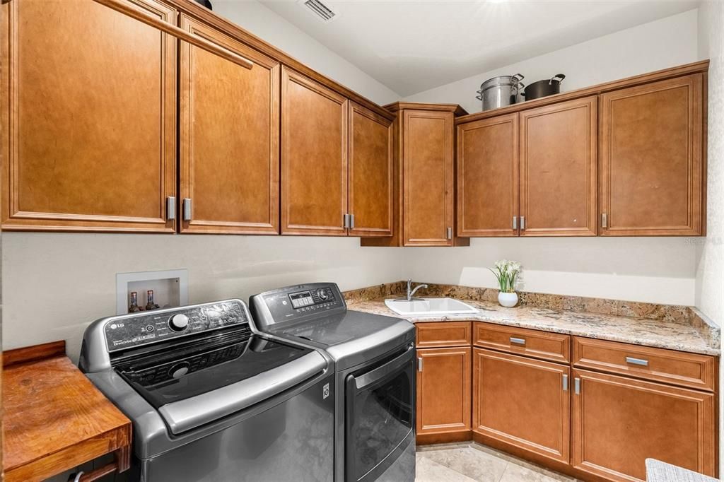 На продажу: $1,299,000 (3 спален, 3 ванн, 3114 Квадратных фут)