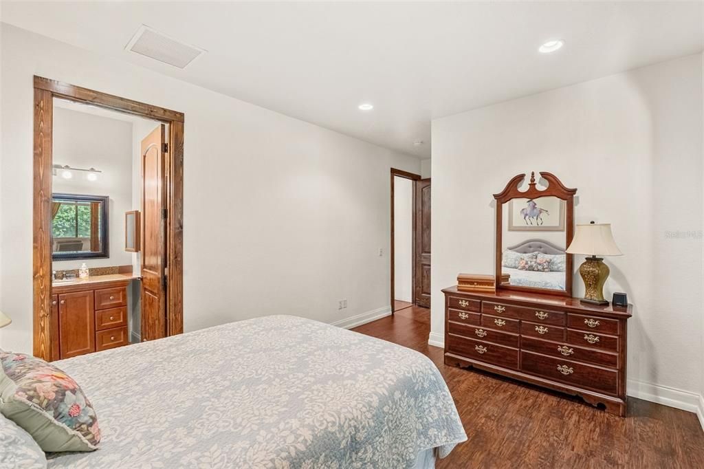 На продажу: $1,299,000 (3 спален, 3 ванн, 3114 Квадратных фут)