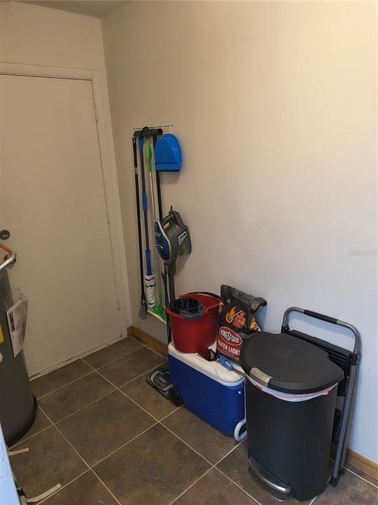 For Rent: $2,800 (2 beds, 2 baths, 1373 Square Feet)