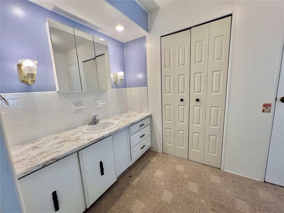 For Sale: $114,000 (2 beds, 2 baths, 1152 Square Feet)