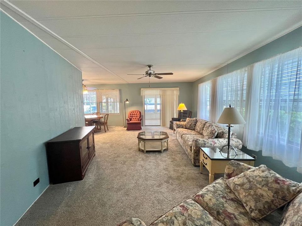 For Sale: $114,000 (2 beds, 2 baths, 1152 Square Feet)