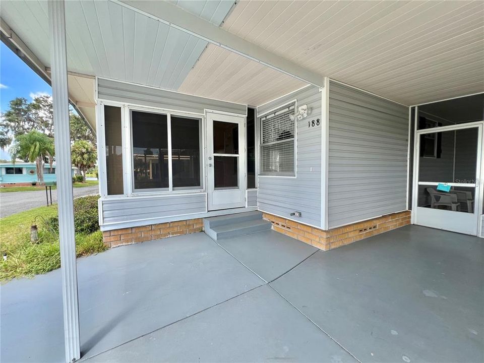 For Sale: $114,000 (2 beds, 2 baths, 1152 Square Feet)