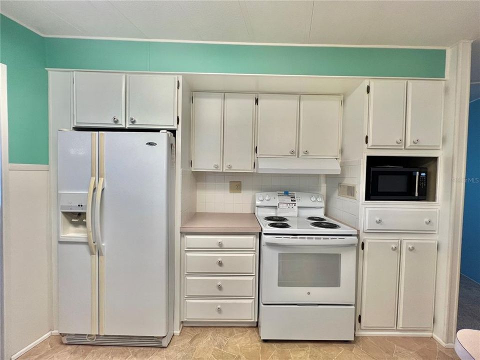 For Sale: $114,000 (2 beds, 2 baths, 1152 Square Feet)