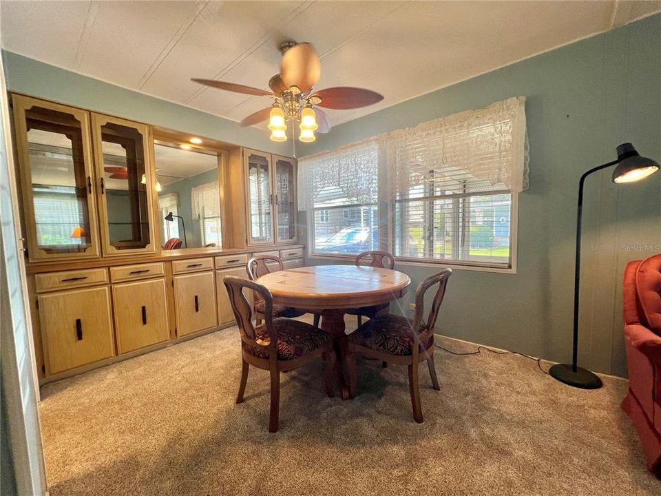 For Sale: $114,000 (2 beds, 2 baths, 1152 Square Feet)