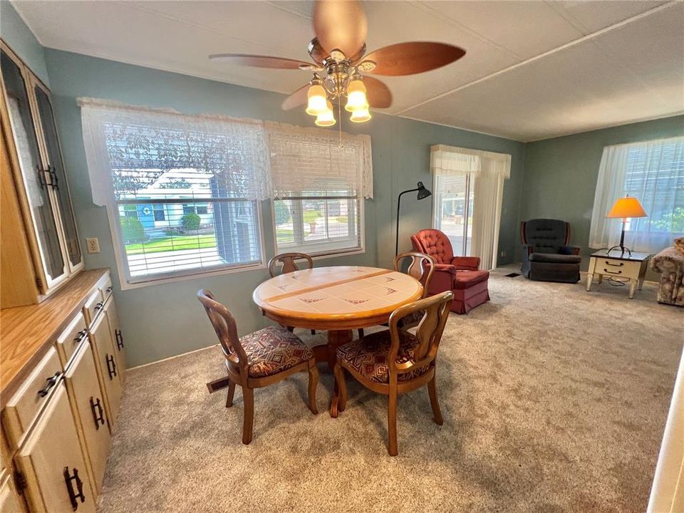 For Sale: $114,000 (2 beds, 2 baths, 1152 Square Feet)