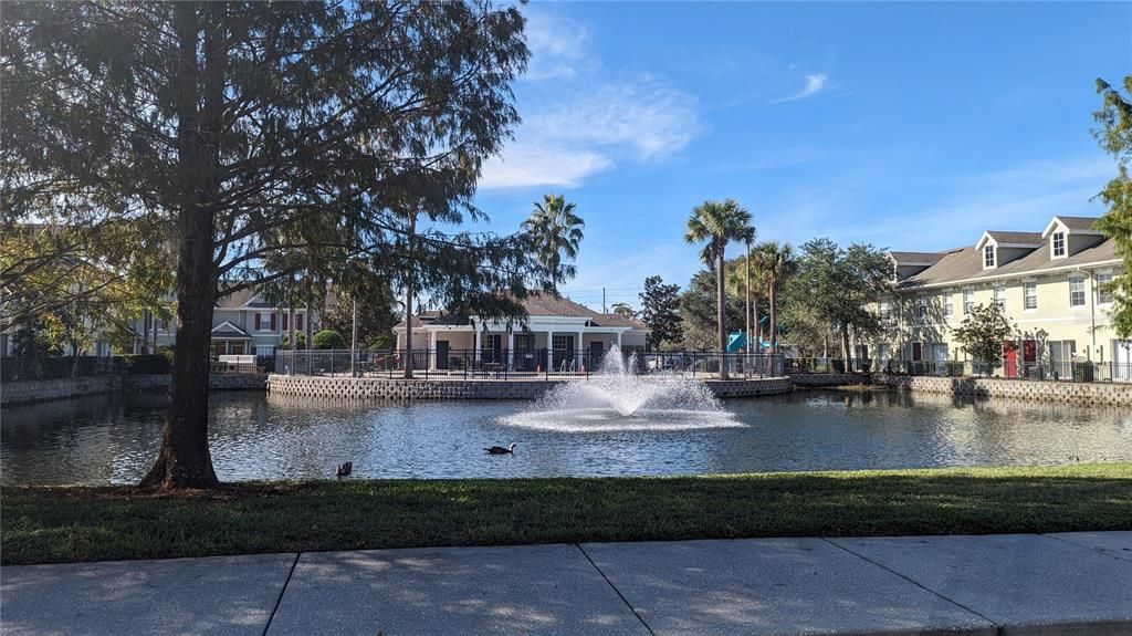 Active With Contract: $224,900 (2 beds, 2 baths, 1236 Square Feet)