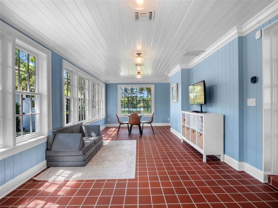 待售: $3,850,000 (5 贝兹, 5 浴室, 7795 平方英尺)