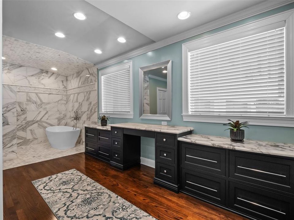 待售: $3,850,000 (5 贝兹, 5 浴室, 7795 平方英尺)