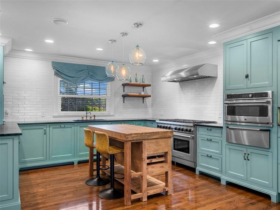 待售: $3,850,000 (5 贝兹, 5 浴室, 7795 平方英尺)