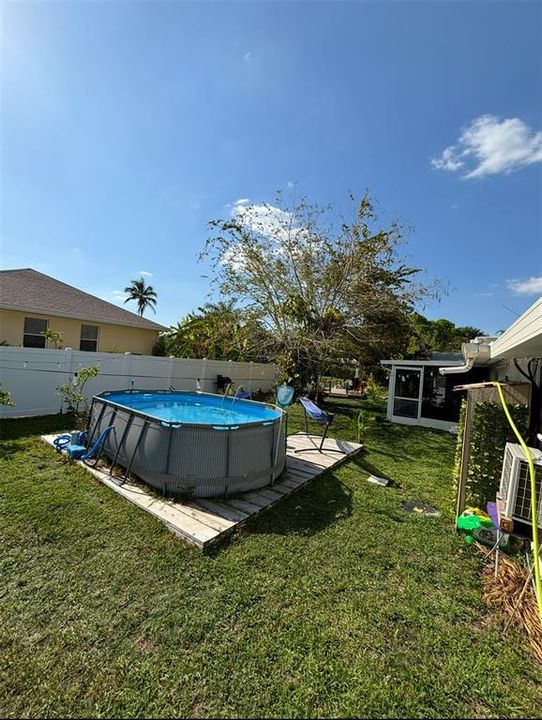 For Sale: $350,000 (2 beds, 2 baths, 1468 Square Feet)