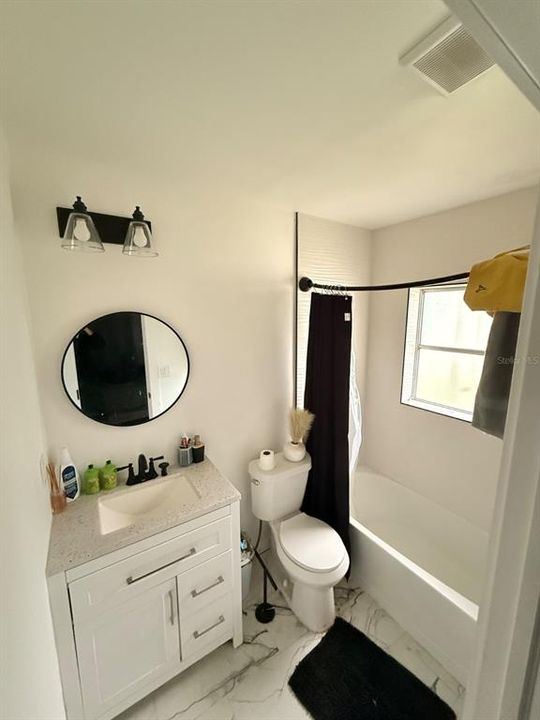 For Sale: $350,000 (2 beds, 2 baths, 1468 Square Feet)