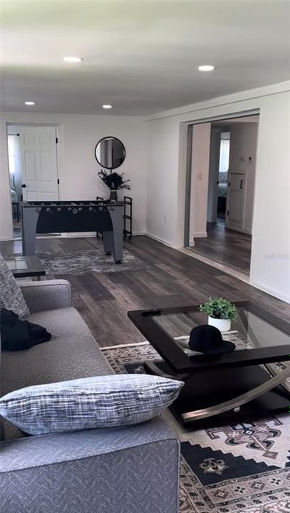 For Sale: $350,000 (2 beds, 2 baths, 1468 Square Feet)