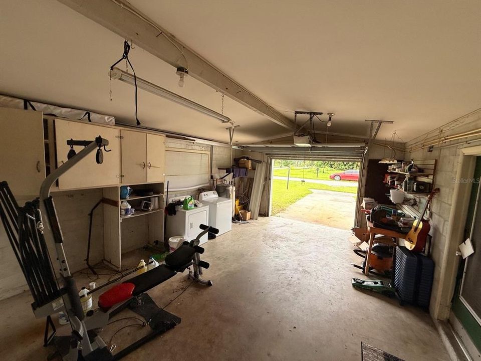 For Sale: $350,000 (2 beds, 2 baths, 1468 Square Feet)