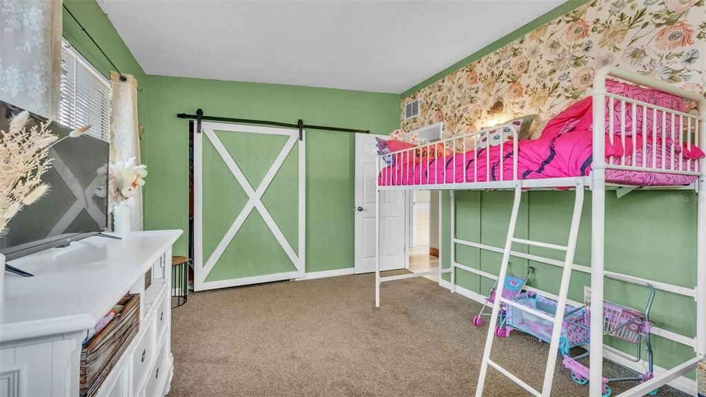 Active With Contract: $239,900 (3 beds, 1 baths, 1314 Square Feet)