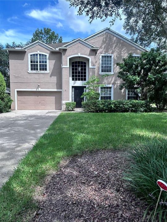 出租: $3,995 (5 贝兹, 4 浴室, 3593 平方英尺)