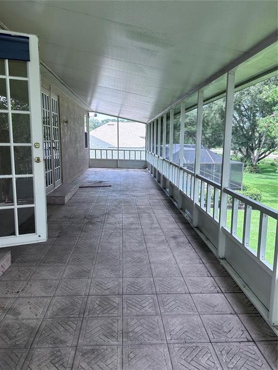 出租: $3,995 (5 贝兹, 4 浴室, 3593 平方英尺)