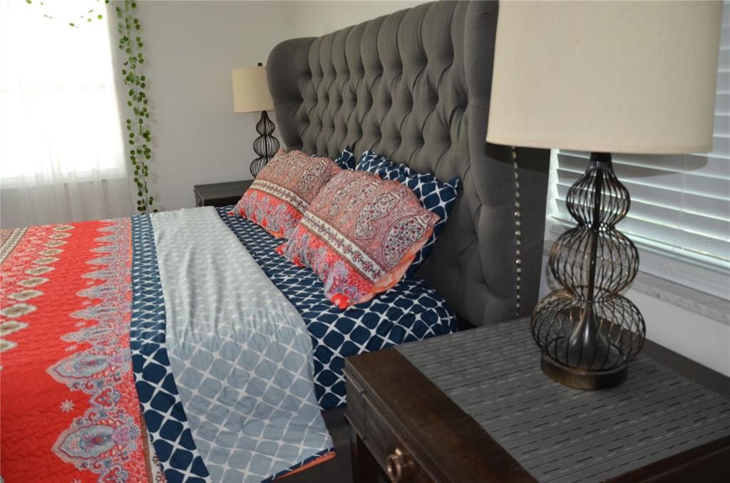 待售: $500,000 (4 贝兹, 2 浴室, 1780 平方英尺)