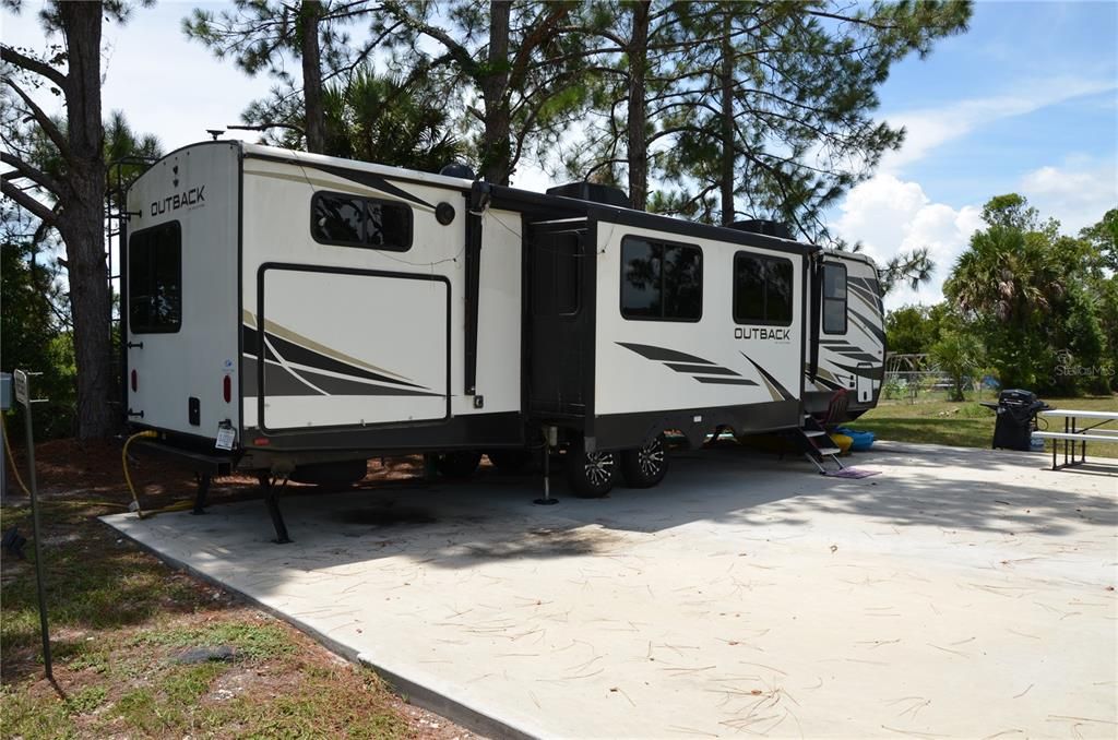 待售: $500,000 (4 贝兹, 2 浴室, 1780 平方英尺)