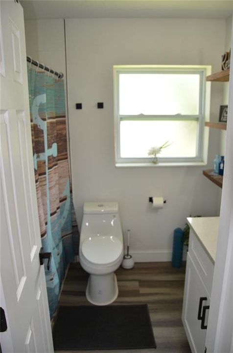 待售: $500,000 (4 贝兹, 2 浴室, 1780 平方英尺)