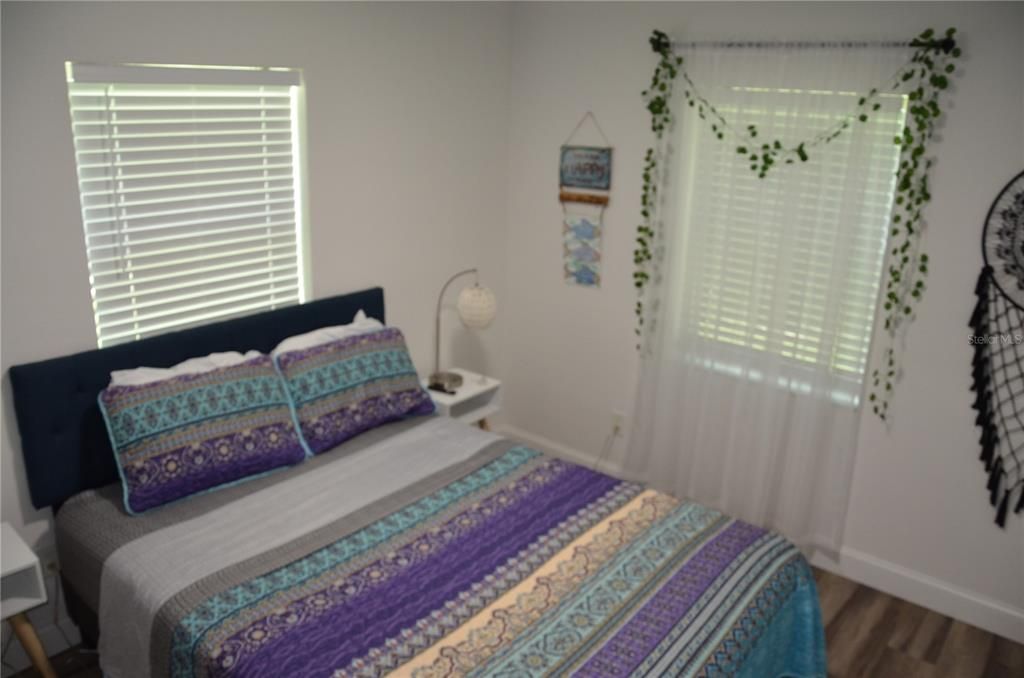 待售: $500,000 (4 贝兹, 2 浴室, 1780 平方英尺)