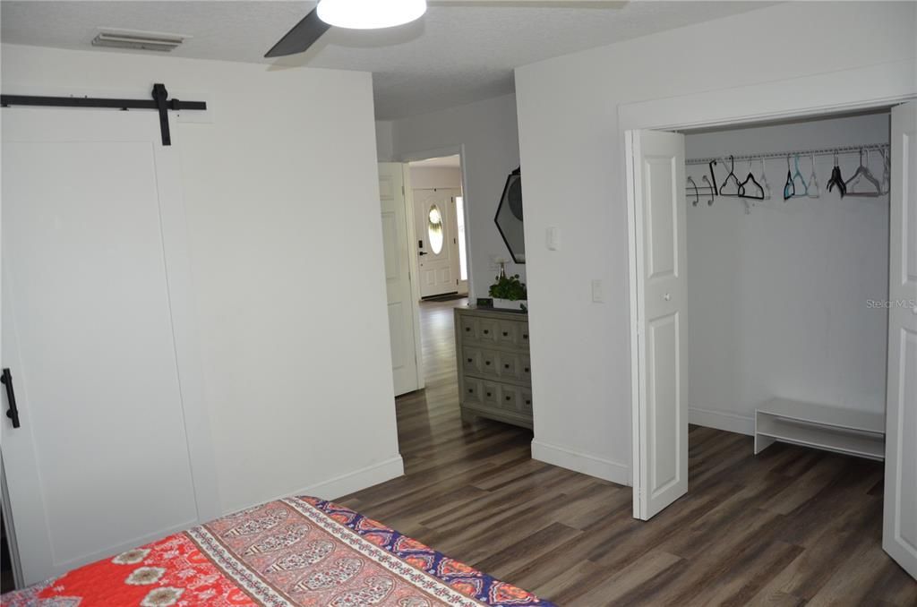 待售: $500,000 (4 贝兹, 2 浴室, 1780 平方英尺)