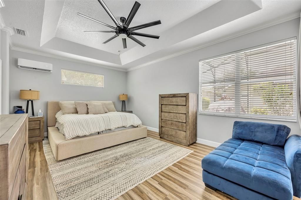 На продажу: $679,900 (5 спален, 4 ванн, 3547 Квадратных фут)