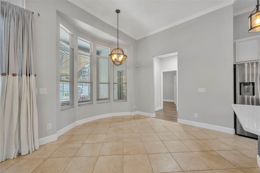 На продажу: $679,900 (5 спален, 4 ванн, 3547 Квадратных фут)