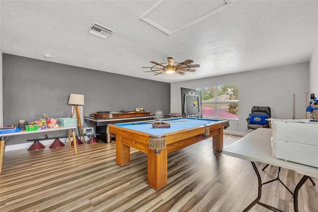 На продажу: $679,900 (5 спален, 4 ванн, 3547 Квадратных фут)