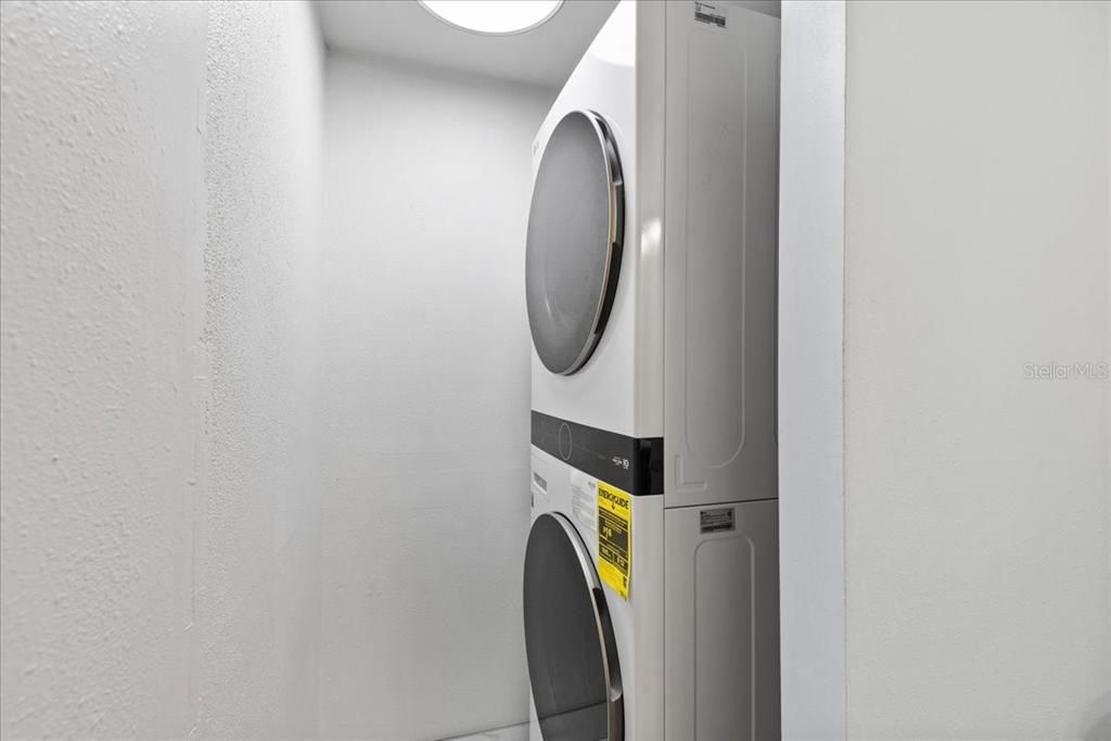 待售: $210,000 (3 贝兹, 2 浴室, 1400 平方英尺)