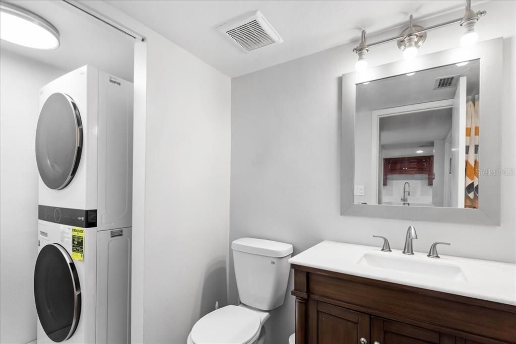 待售: $210,000 (3 贝兹, 2 浴室, 1400 平方英尺)