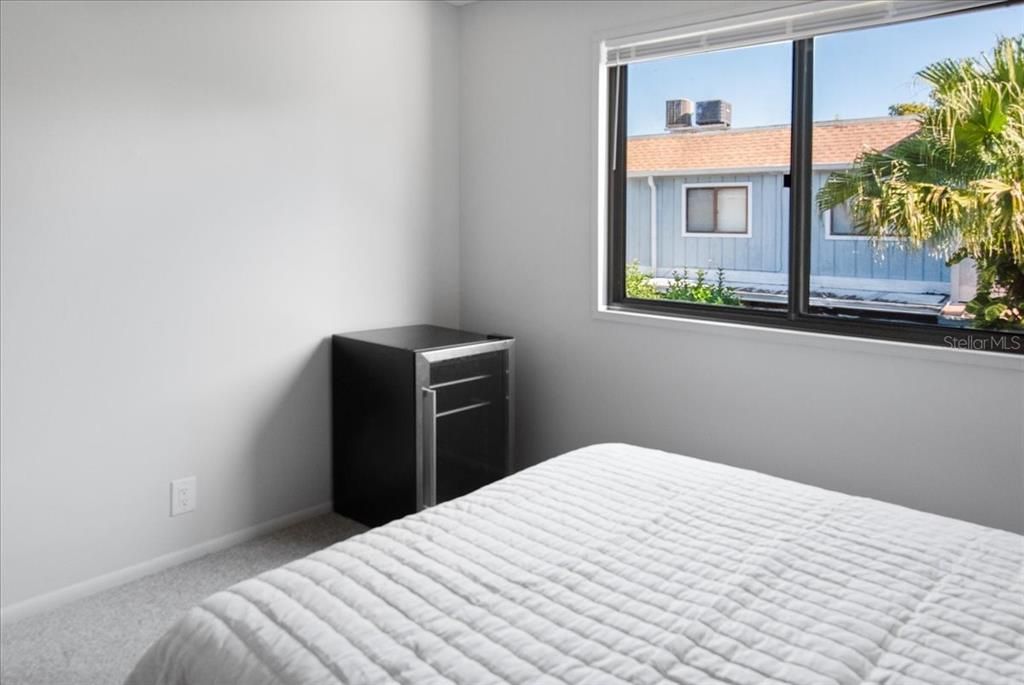 待售: $210,000 (3 贝兹, 2 浴室, 1400 平方英尺)